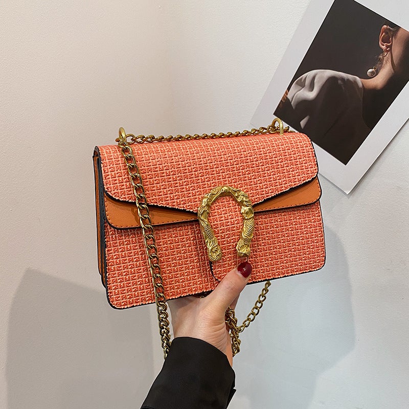 2025 Spring New Fashionable Casual Snake Shoulder Crossbody Bag Women'S Chain Bag Retro Small Square Bag - Image 2