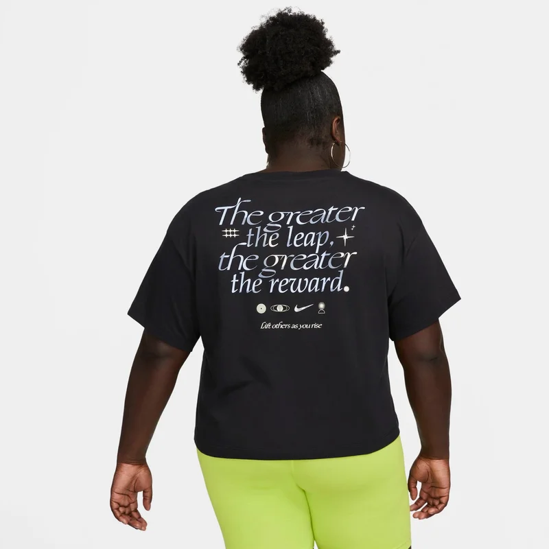 Nike Women's Sportswear Swoosh Boxy T-Shirt