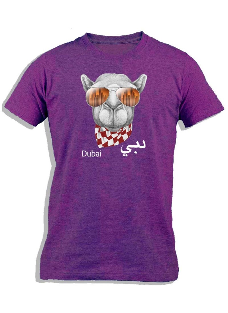 يا لقيط تي شيرت دبي بجمل مع نظارة شمسية  - Image 1
