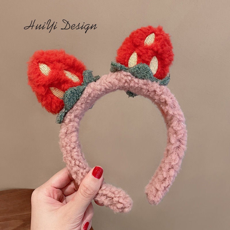 Loquat New Cute Cyber Celebrity Three-dimensional Strawberry Hair Band Sweet Mori Headband Face Wash Makeup Pressure Hair Band Korean Headwear Hair QL: pink strawberry