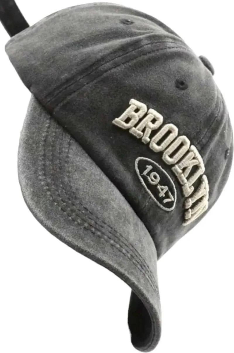 Tezzgelsin Cotton Vintage Embroidered Brooklyn Hat