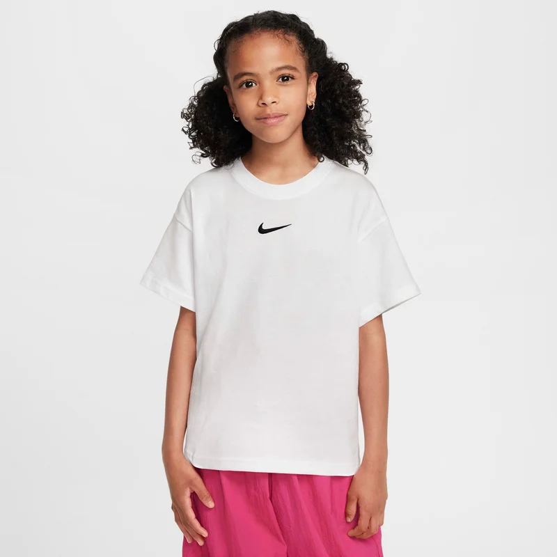 Nike Kids' Sportswear Essential T-Shirt (Older Kids)