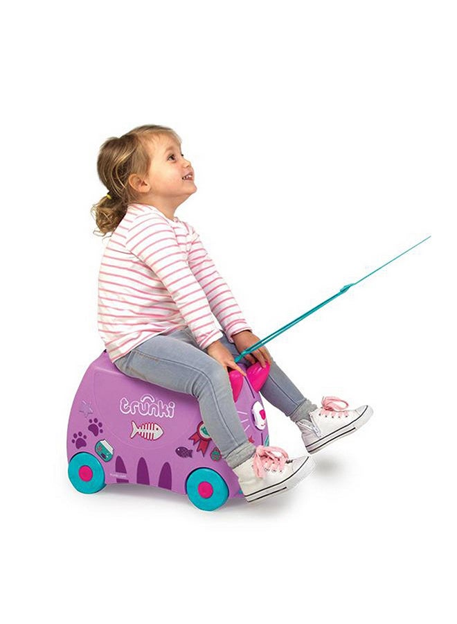 Trunki Harley Ladybug Red Ride-On Suitcase for Kids, Cabin-Friendly Carry-On Luggage with Wheels, Tow Strap and Travel Storage Compartments - Image 4
