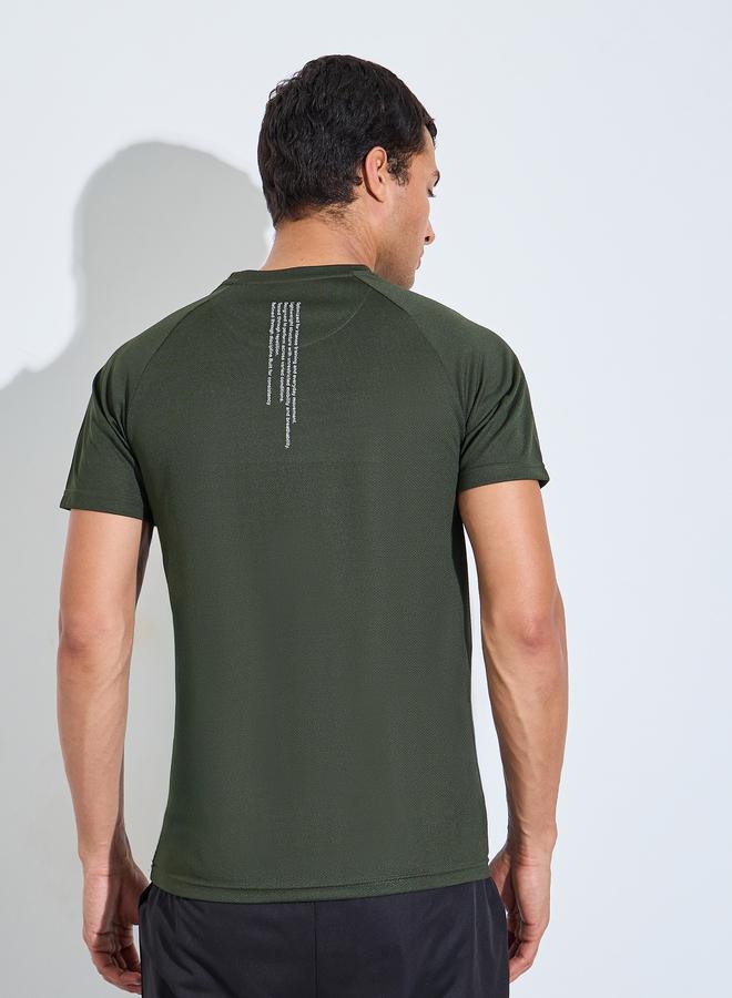 Styli Active Men Olive Raglan Sleeve Muscle Fit T-Shirt - Image 4