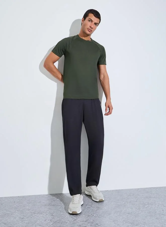 ستايلي Men Olive Raglan Sleeve Muscle Fit T-Shirt
