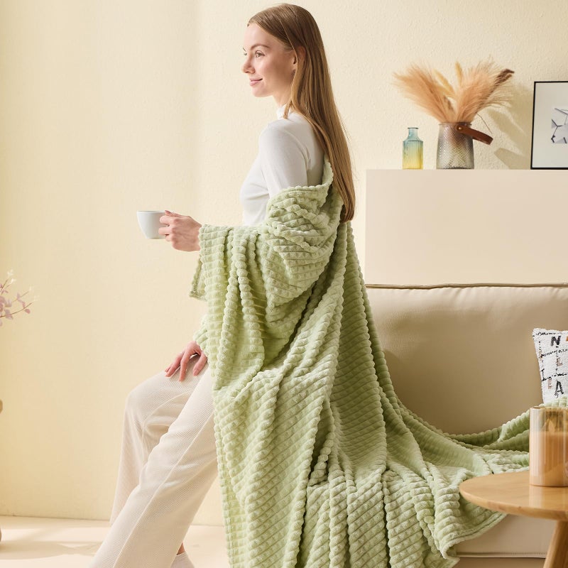 يمي Emme Fleece رمي بطانية الفانيلا الفاخرة لأريكة أريكة سرير كرسي ناعم أفخم دافئ ومريح مع تصميم الشبكة الهندسية (Sage Green 60 'x 80' ') - Image 2