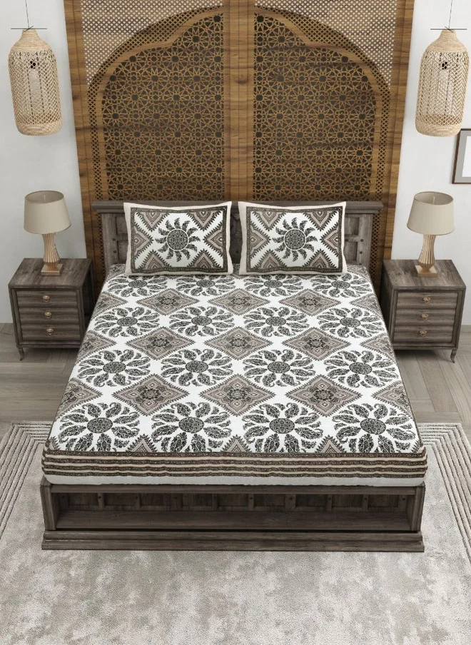 CLOTHOLOGY CLOTHOLOGY Jaipuri Brown Floral Cotton 180 TC King Fine Bedsheet with 2 Pillow Covers - 108 x 89 inches