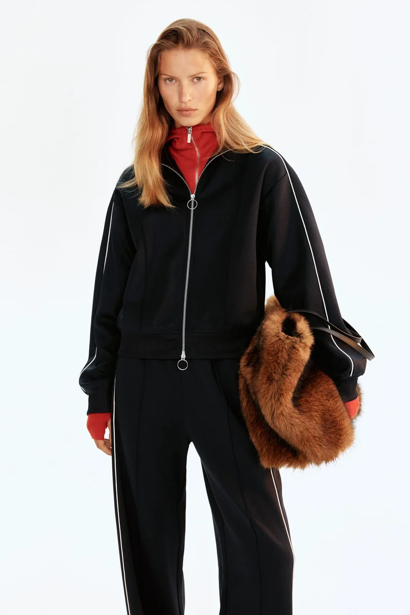 اتش اند ام جاكيت رياضي