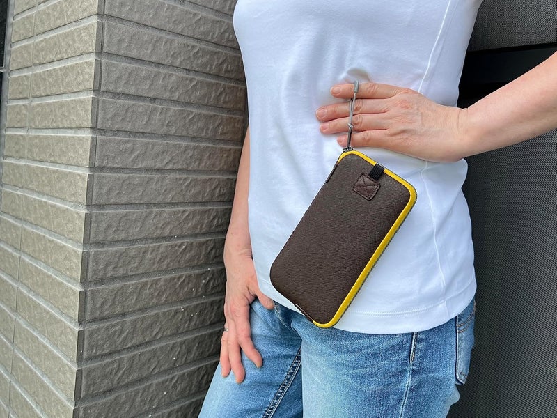 OneJoy Neoprene Phone Pouch, Lightweight Protective Cellphone Sleeve with Large Zipper Opening, Inner Pocket, Thermal Insulated, Durable Cell Phone Carrier for iPhone & Smartphones [ Brown ] - Image 5