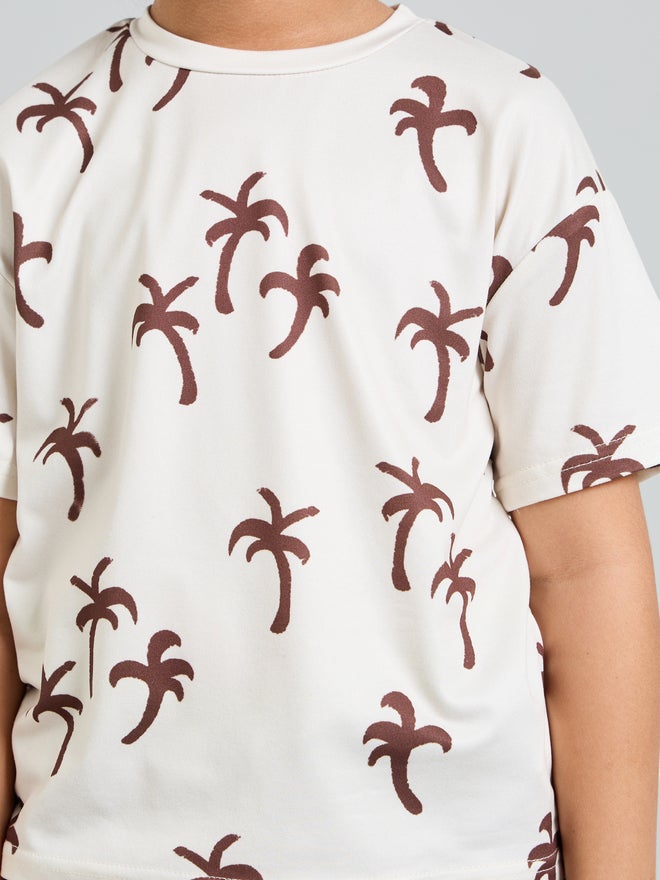 Styli Boys All-Over Palm Print Regular Fit T-Shirt and Textured Knit Shorts Set - Image 4