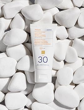 KORRES KORRES YOGHURT Tinted Face SPF30 50ml - Image 3