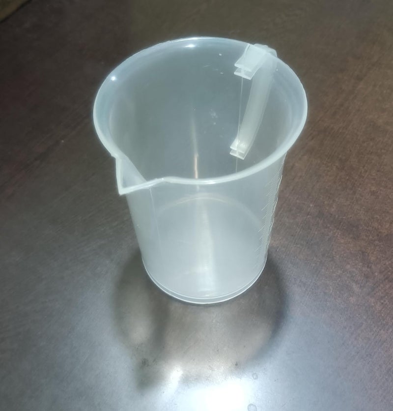 Shree Maha 500 ML 2 Pack Transparent Plastic Measuring Jugs with Handles Measuring Mug Cups for Home KitchenOfficeCar Service Centre School Laboratory Use for Liquid Solid Measurements  - Image 4