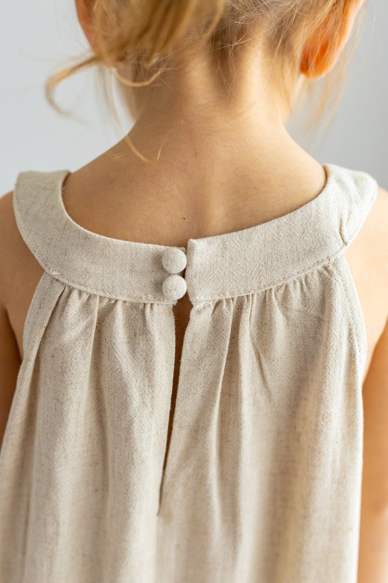 Oliven The Kid Beige Natural Linen Bracelet Collar Side Pockets Double Buttoned Back Girl Dress  - Image 5