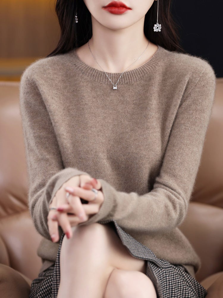 Woolen sweater womens solid color round neck 23 new long sleeve seamless knitted first-line garment wool sweater undershirt Camel