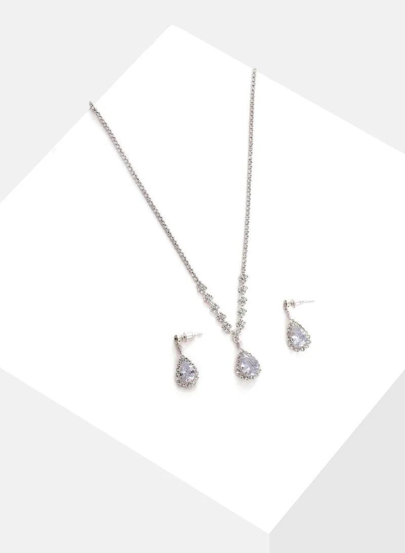 SOHI Silver Plated Designer Stone Necklace and Earring Set