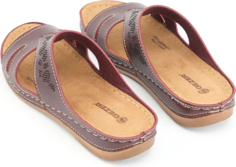 جيزر Summer Women's Faux Leather Collection Slippers
