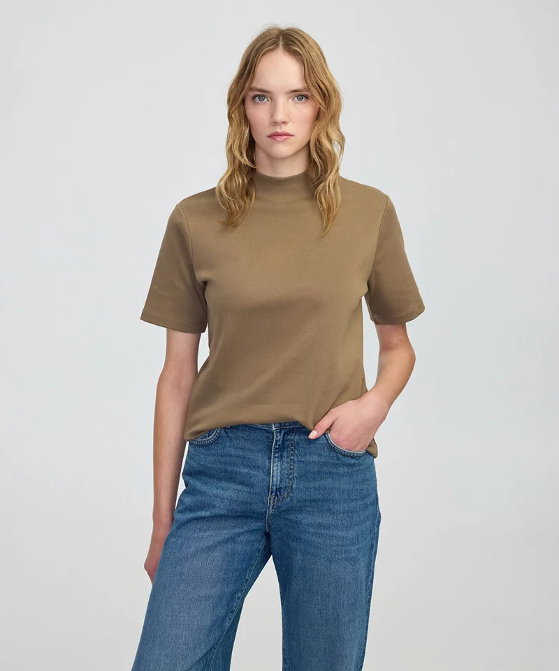 ابيكول Ribbed Neck T-Shirt