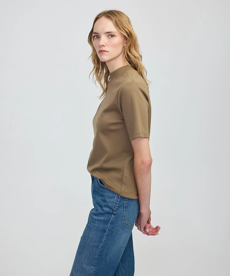 ابيكول Ribbed Neck T-Shirt