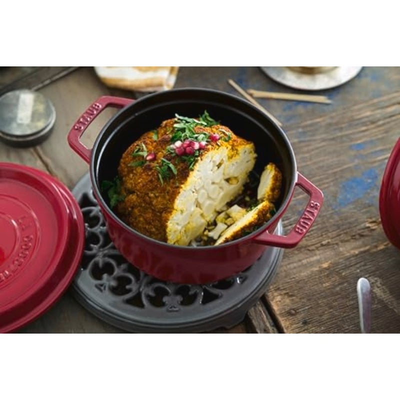 Cocotte Round 18cm Cherry: ideal for stovetop-to-table cooking, enameled cast iron, vibrant cherry red, scratch-resistant glossy finish - Image 5