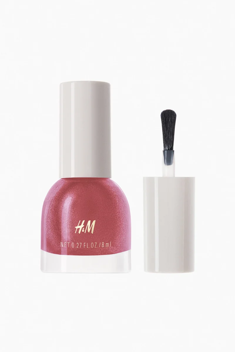 اتش اند ام طلاء الأظافر
