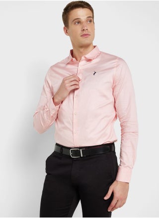 Classic Slim Fit Spread Collar Casual Shirt - pzsku/ZECBBAB880C4562A05C61Z/45/_/1708687270/f10b10c8-8f37-4d68-8386-d0fe828c187b