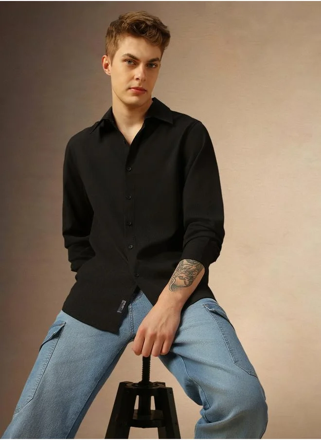 Dennis Lingo Solid Regular Fit Spread Collar Curved Hem Shirt