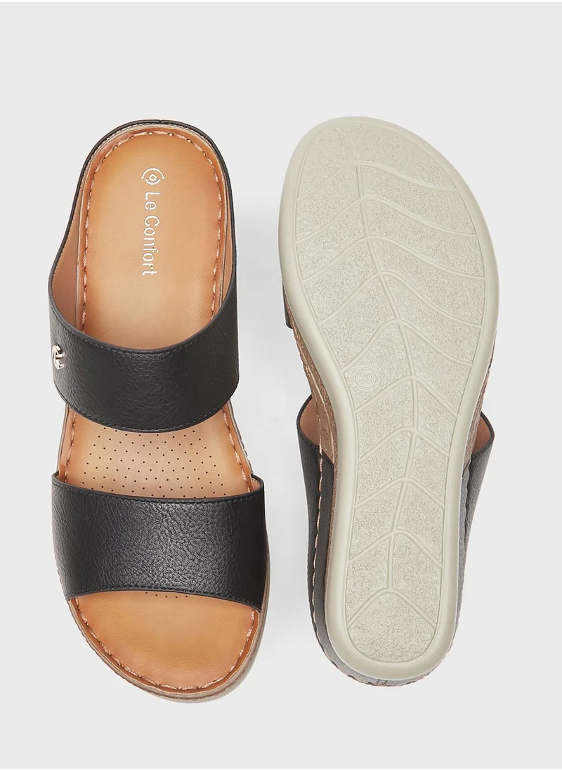 لو كونفورت Double Strap Wedge Sandals