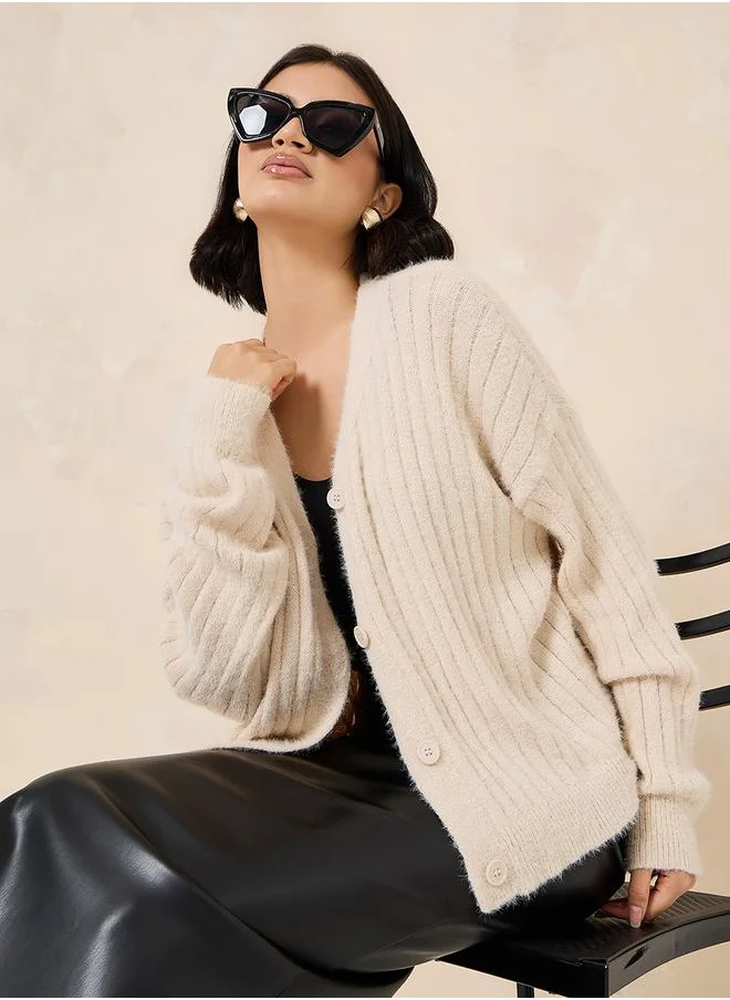 ستايلي Short Length Fuzzy Knit Button Down Cardigan