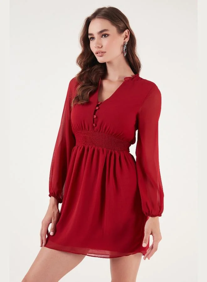 ليلا فستان سهرة قصير ليلا بياقة على شكل حرف  بقصة عادية من الشيفون مع تفاصيل أزرار للنساء