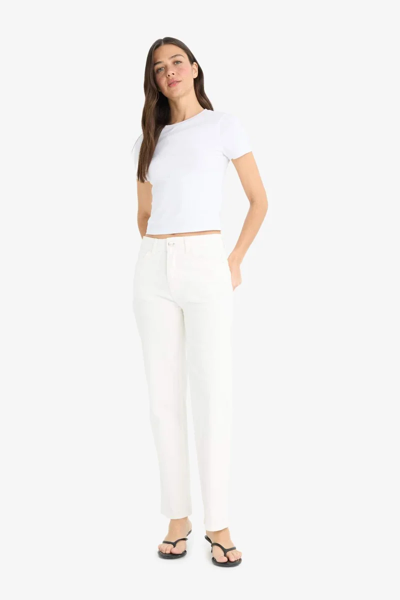 Defacto  Comfort Straight Normal Waist Ankle Length Jeans for Women | Best Price UAE