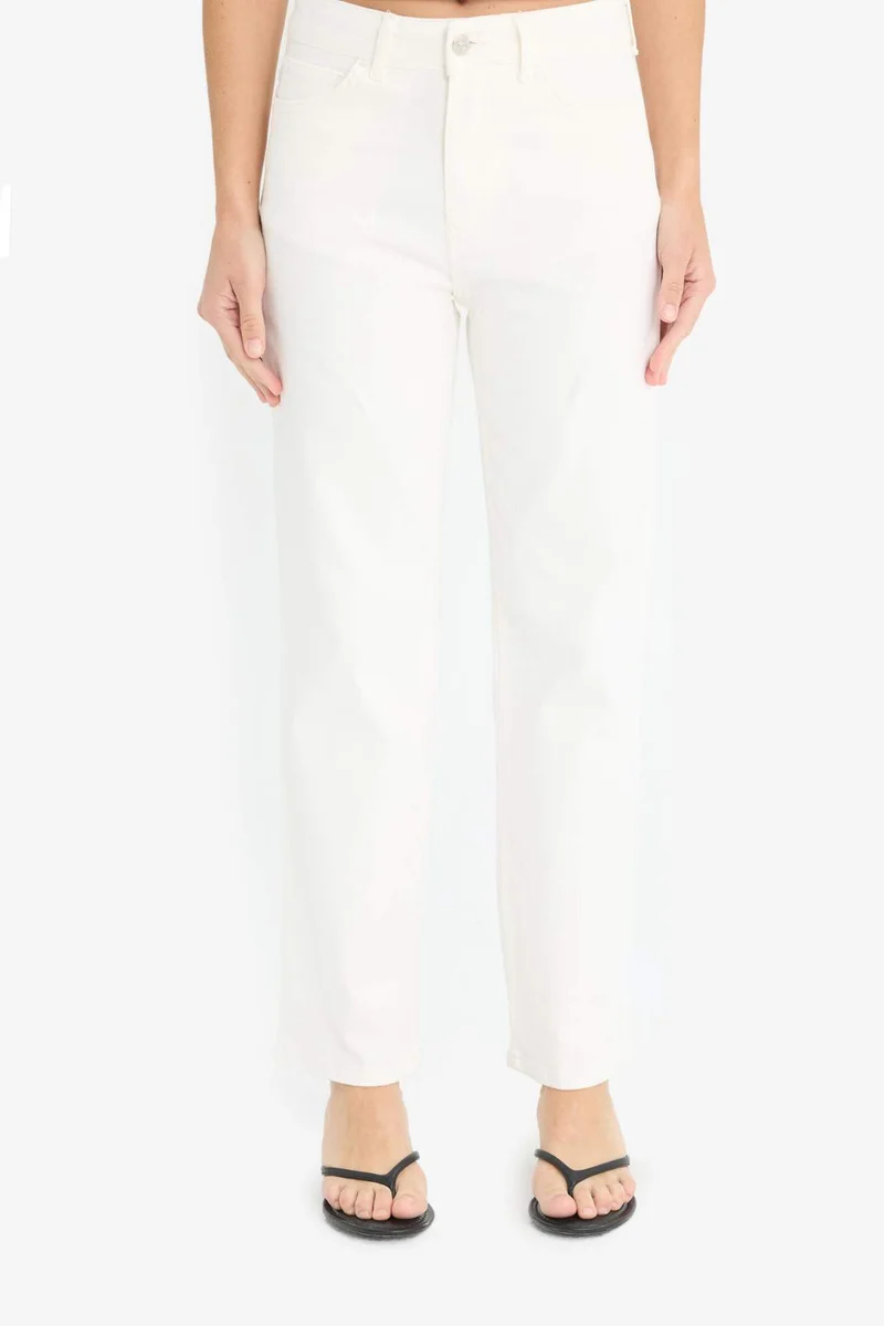 Defacto  Comfort Straight Normal Waist Ankle Length Jeans for Women | Best Price UAE