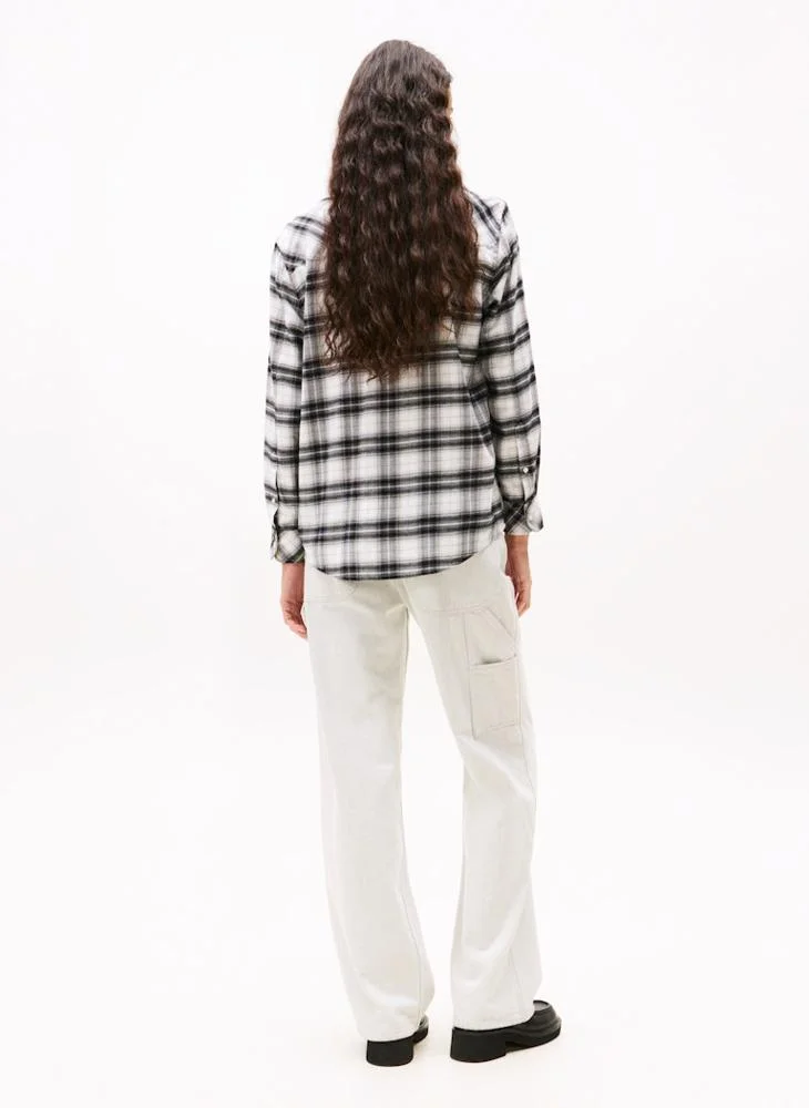 تومي جينز قميص طويل بأزرار كاروهات