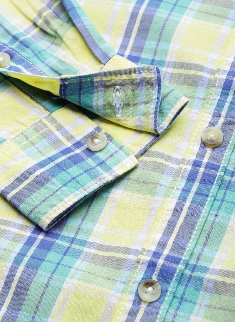 ذا انديان كراج كو Men Slim Fit Checkered Full Sleeves Spread Collar Casual Shirt
