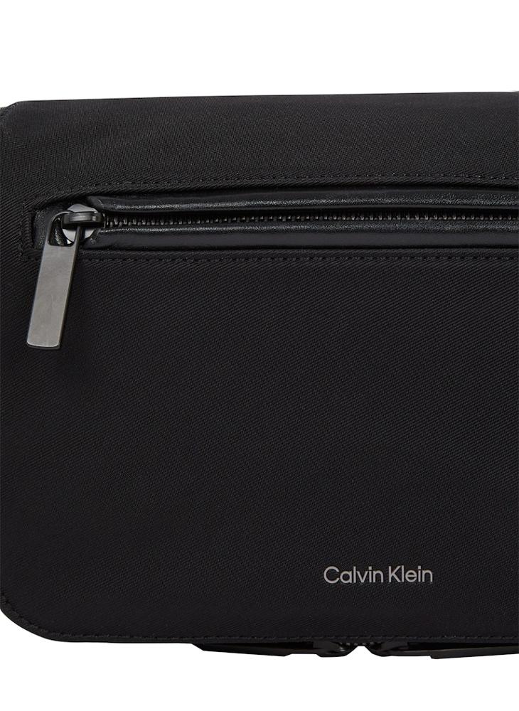 CALVIN KLEIN WASH BAG  - Image 3