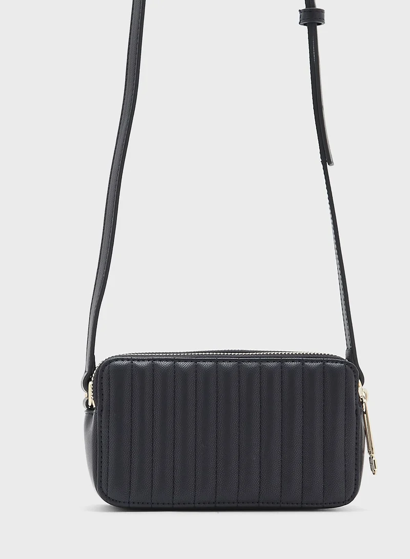 TOMMY HILFIGER Timeless Quilted Cross body