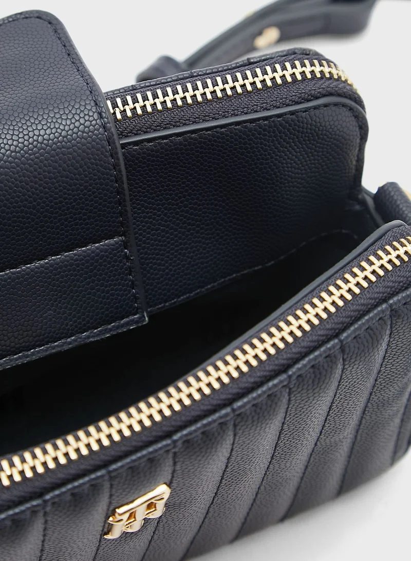 TOMMY HILFIGER Timeless Quilted Cross body