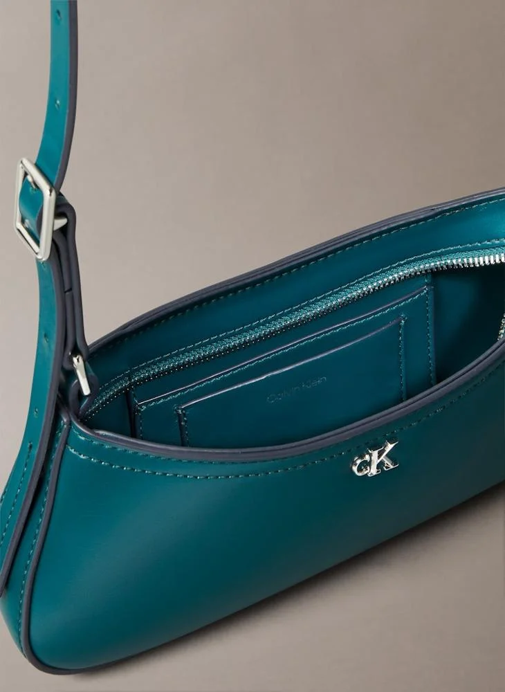كالفن كلاين Logo Detail Zip Through Shoulder Bag