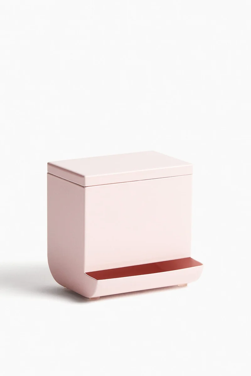 اتش اند ام موزّع معدني مع عيدان قطنية