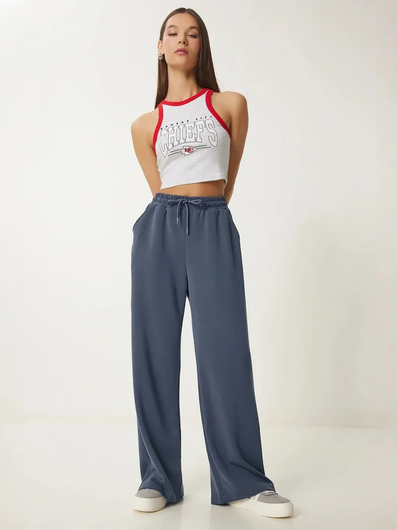 السعادة في إسطنبول ISTANBUL Wide Leg Drawstring Waist Sweatpants