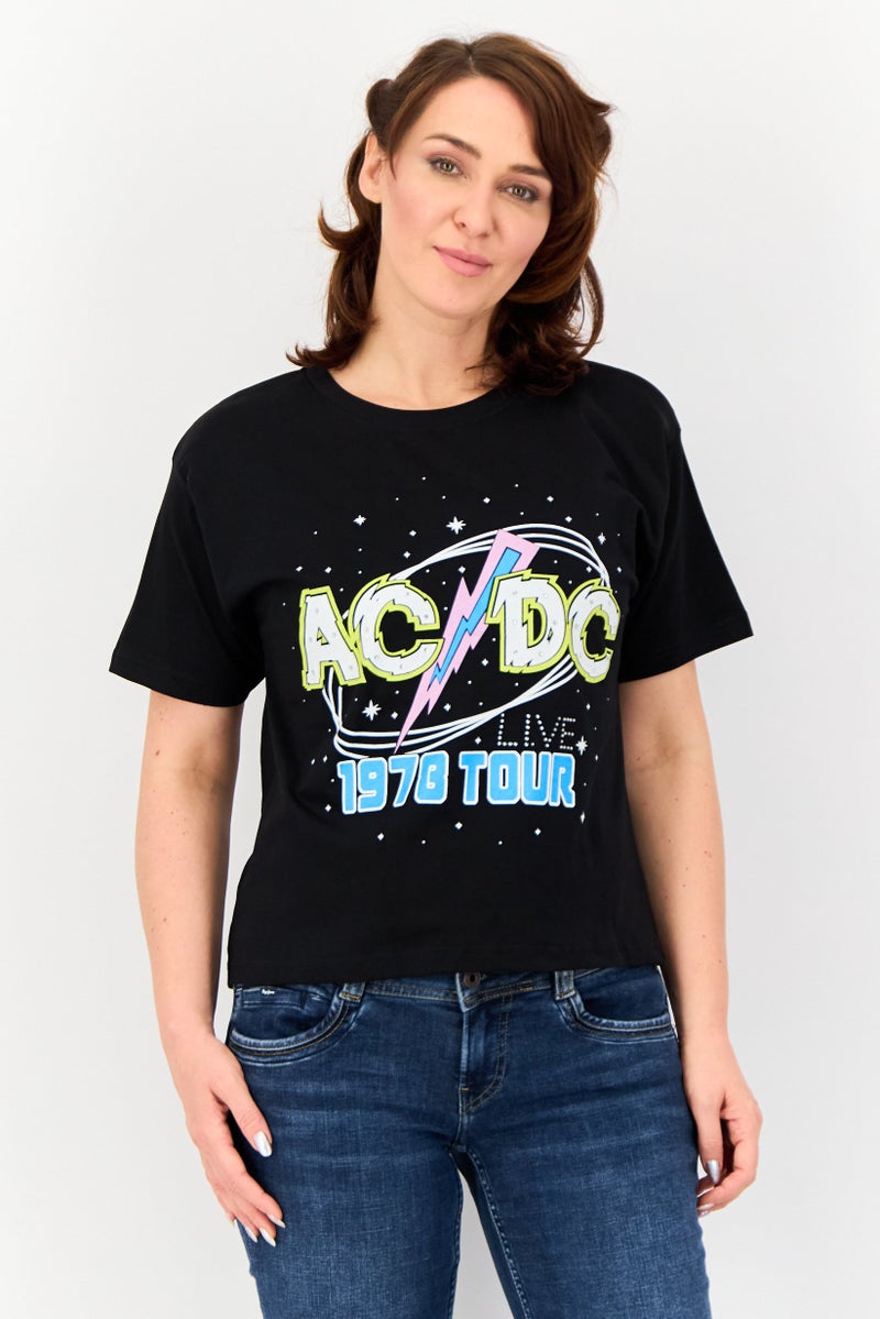 AC/DC تي شيرت قصير الأكمام بطباعة جرافيك للنساء بياقة دائرية، أسود - Image 1