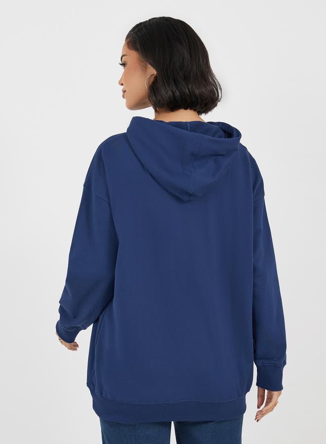 ستايلي هودي فضفاض مطبع بطبعة جرافيك - Image 4