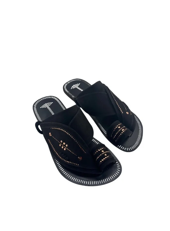 AL Fanoos Handcrafted heritage leather slippers