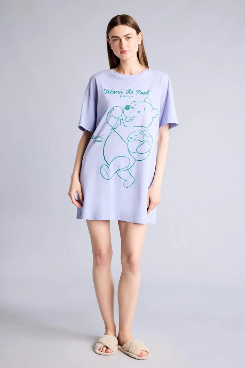 ديفاكتو Regular Fit Crew Neck Winnie The Pooh Licensed Knitted Dress