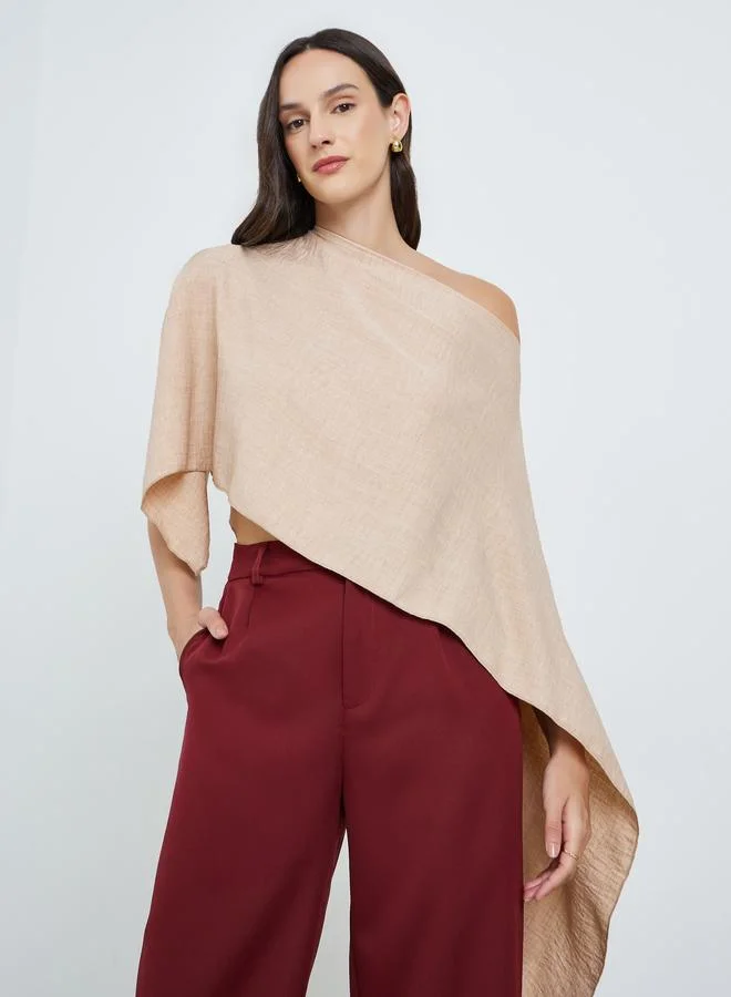 تايك تو بلوزة بكتف واحد وتفاصيل كيب