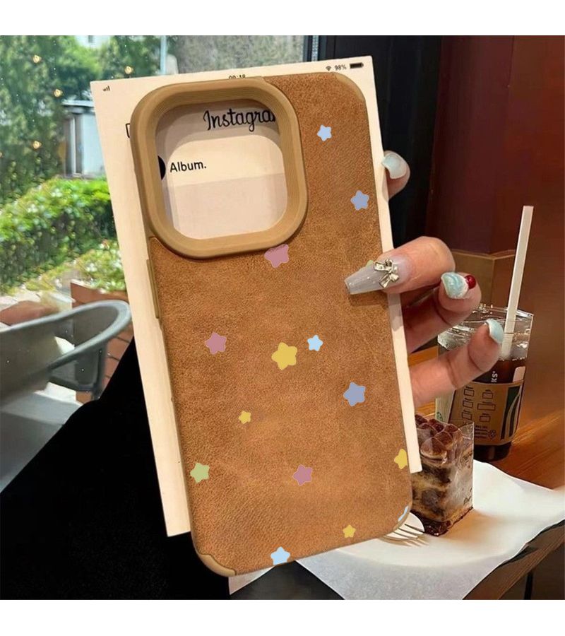 حافظة هاتف لجهاز iPhone 14 Pro بتصميم بني مع نمط النجوم - غطاء واقي - Image 5