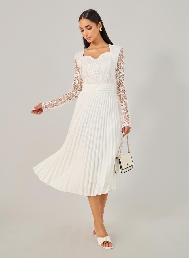 Styli Lace Detail Pleated A-Line Midi Dress  - Image 2