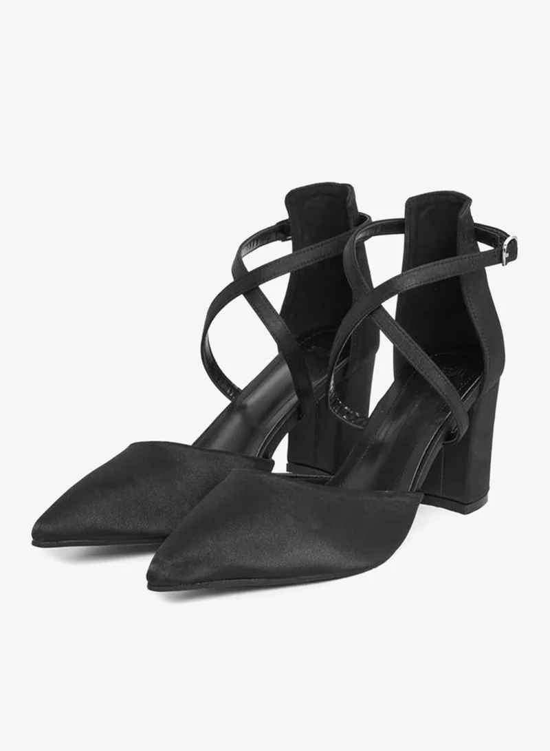 Styli Criss Cross Pointed Toe Block Heel Pumps