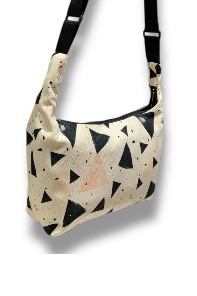 . Women’s Crossbody Bag with Minimalist Triangle Geometric Print – Elegant and Versatile Design - Image 2