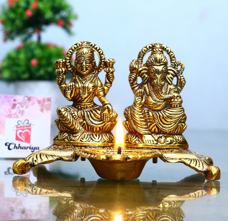 CHHARIYA CRAFTS تمثال لاكشمي غانيشا مع ديا في قطعة زينة معدنية 15 سم معدنية ذهبية - Image 2