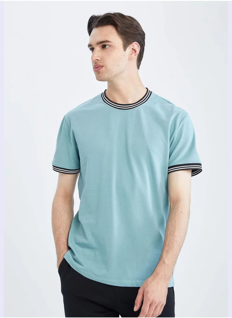 DeFacto Regular Fit Short Sleeve Stripe Detail T-Shirt